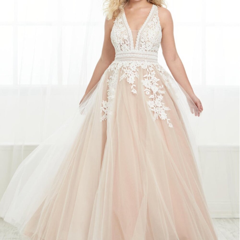 TIFFANY DESIGNS PLUS Lace Prom Dress